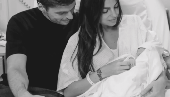 Papá Verstappen: el piloto de la Fórmula Uno anunció en redes la llegada de su primera hija